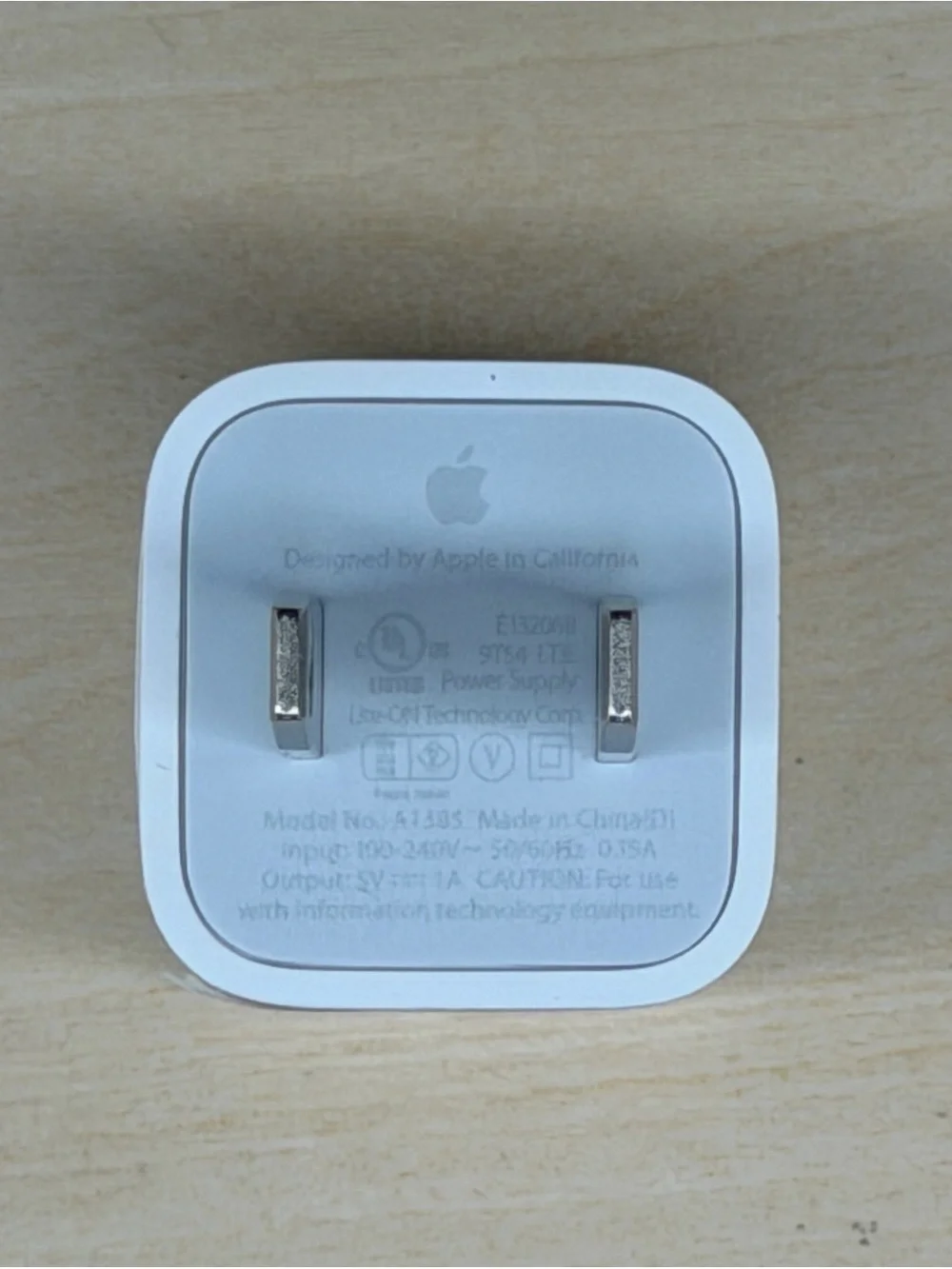 Apple Bundle OEM EarPods 3.5mm + Lightning USB Cable + USB Wall Charger NEW